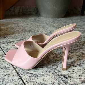 Forever 21 Baby Pink Mules 🎀- Size 8💕